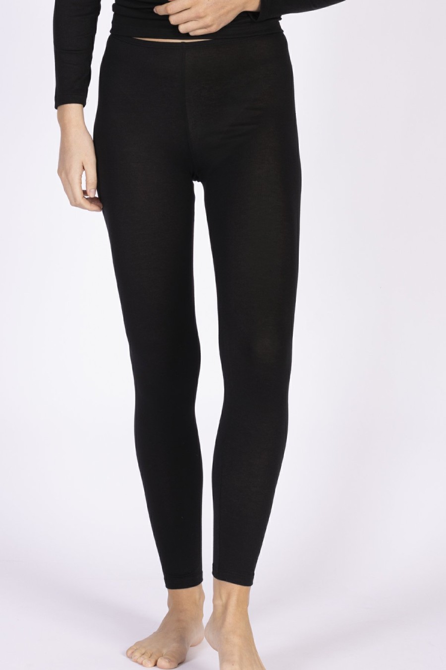 Slips Nina von C | Leggings, Motion